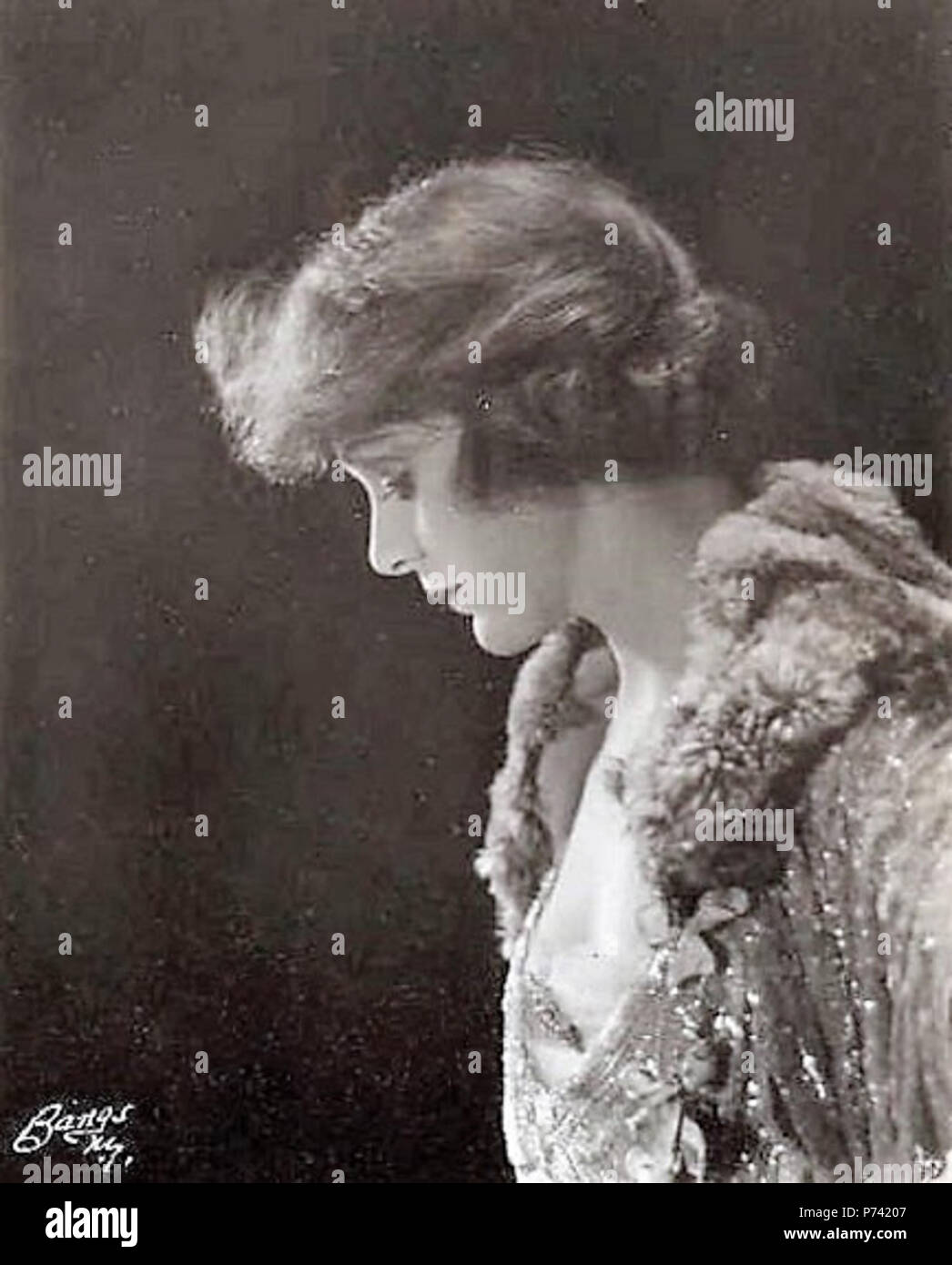 Ann Murdock . 1910's-1920's 6 Ann Murdock Bangs Foto Stock