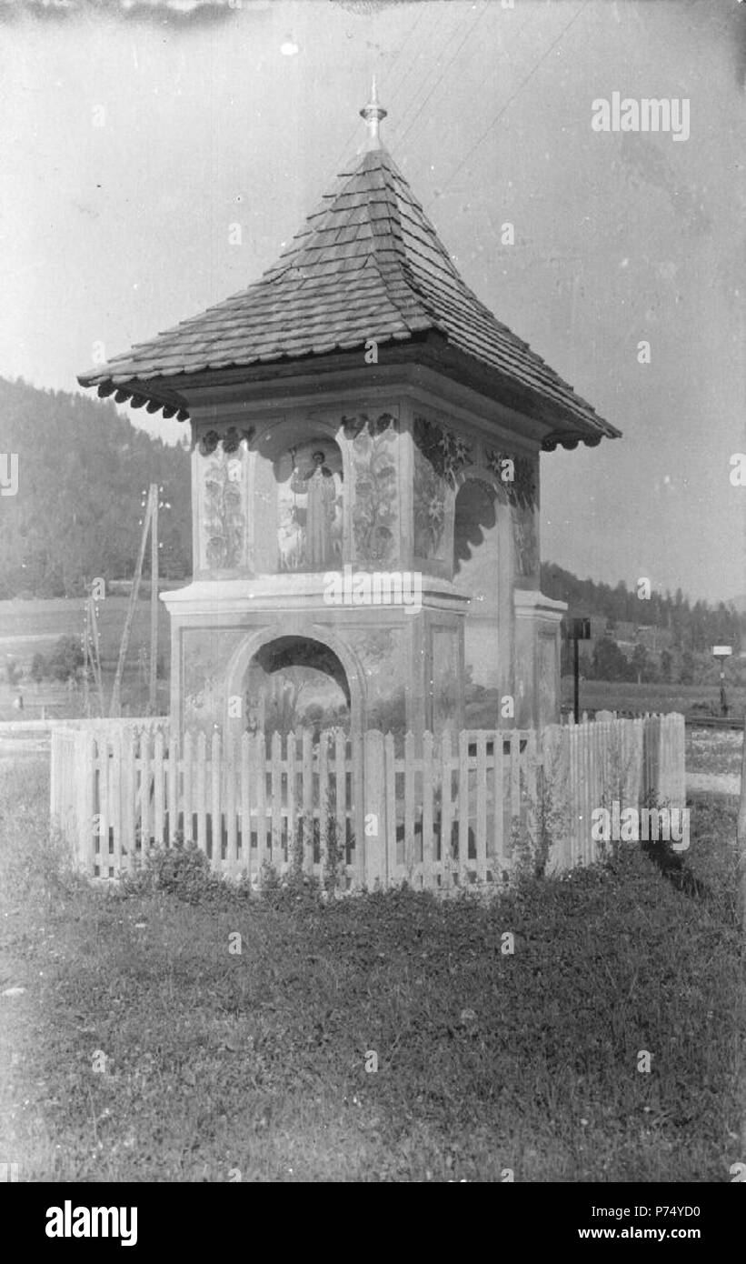 Slovenšina: Znamenje sv. Bernarda Mentonskega v Kranjski Gori . Dal 1944 54 v Znamenje Kranjski Gori Foto Stock