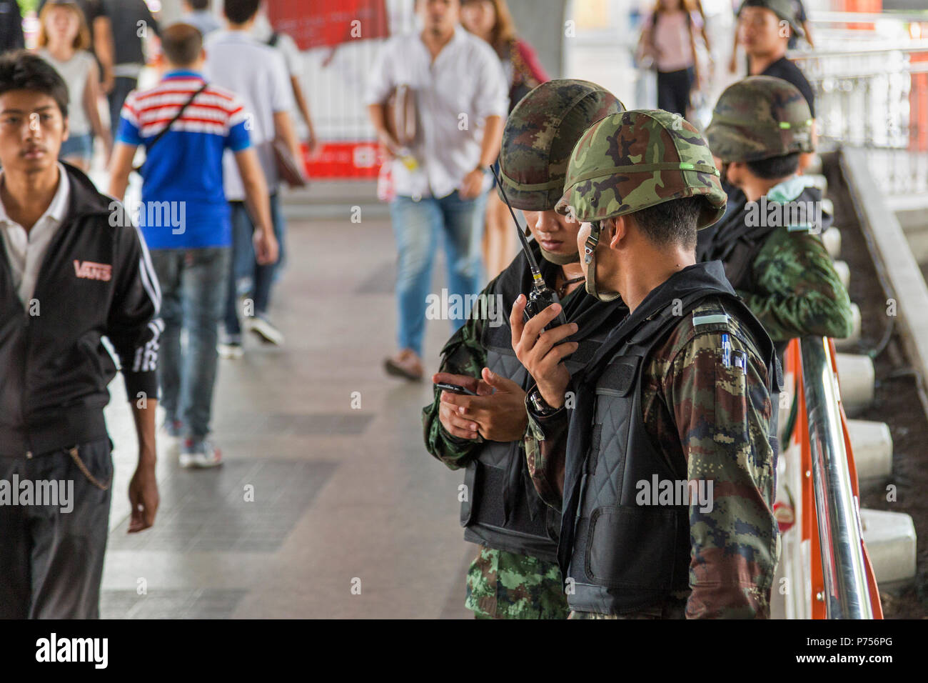 Esercito thailandese ha controllo durante il colpo di stato militare, Bangkok, Thailandia Foto Stock