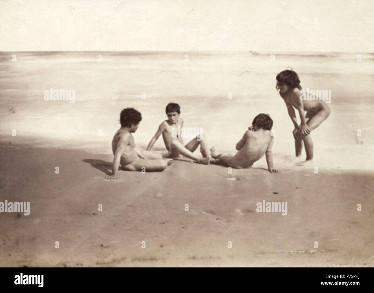 128 Gloeden, Wilhelm von (1856-1931) - n. 0053 - Beautés siciliennes, p. 97 Foto Stock