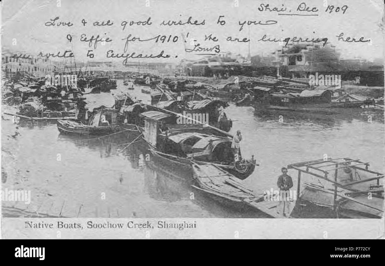 . Inglese: Cinese barche su Soochow Creek, Shanghai, 1909 . Inglese: scritto sulla carta: Amore e tutti gli auguri a voi e Effie per 1910! Siamo qui lingering en route per l'Inghilterra. Shai. Dic. 1909. L... (Indirizzata alla signora Ragsdale, 205 piacevole San Halifax, Nova Scotia) . PH Coll 214.G14 . 1909 2 barche cinesi su Soochow Creek, Shanghai, 1909 (CHANDLESS 156) Foto Stock