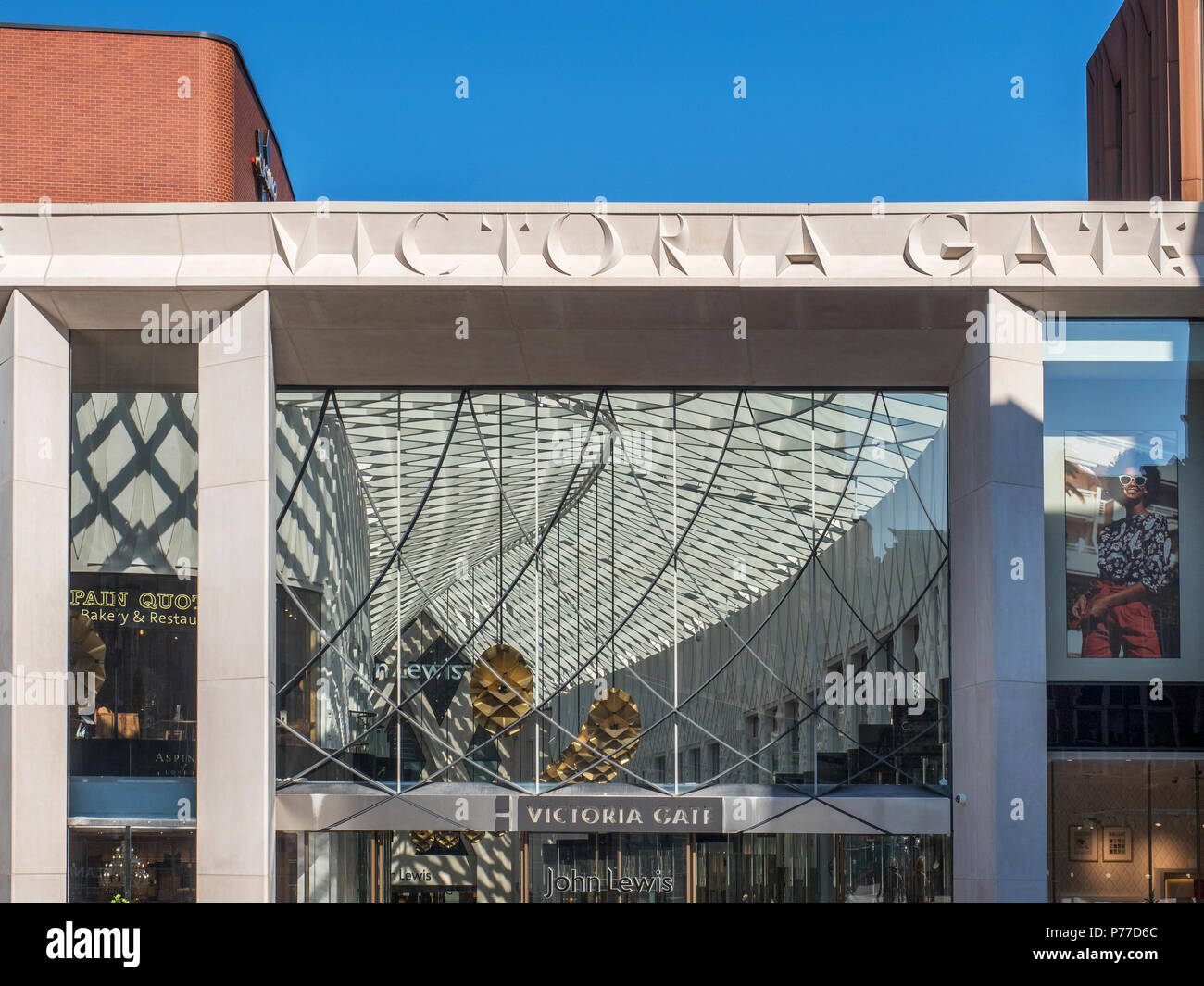 Victoria Gate moderno centro commerciale in Leeds West Yorkshire Inghilterra Foto Stock