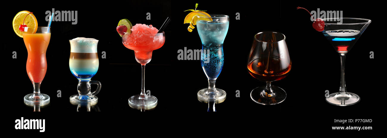 Vari cocktail al bar Foto Stock