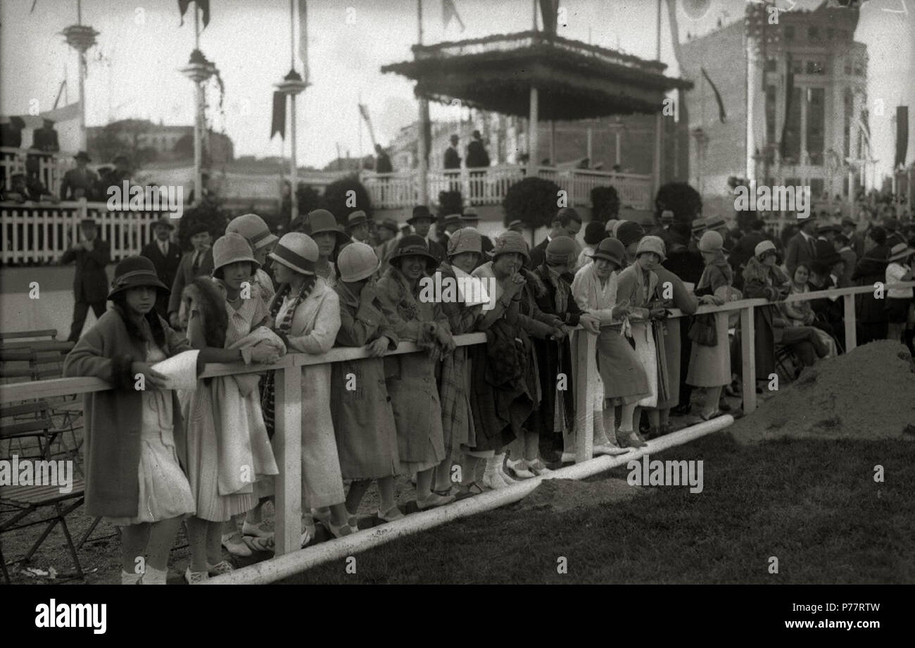 29 Escena de Hípica en el Parque de Araba de Amara (2 de 5) - Fondo Car-Kutxa Fototeka Foto Stock