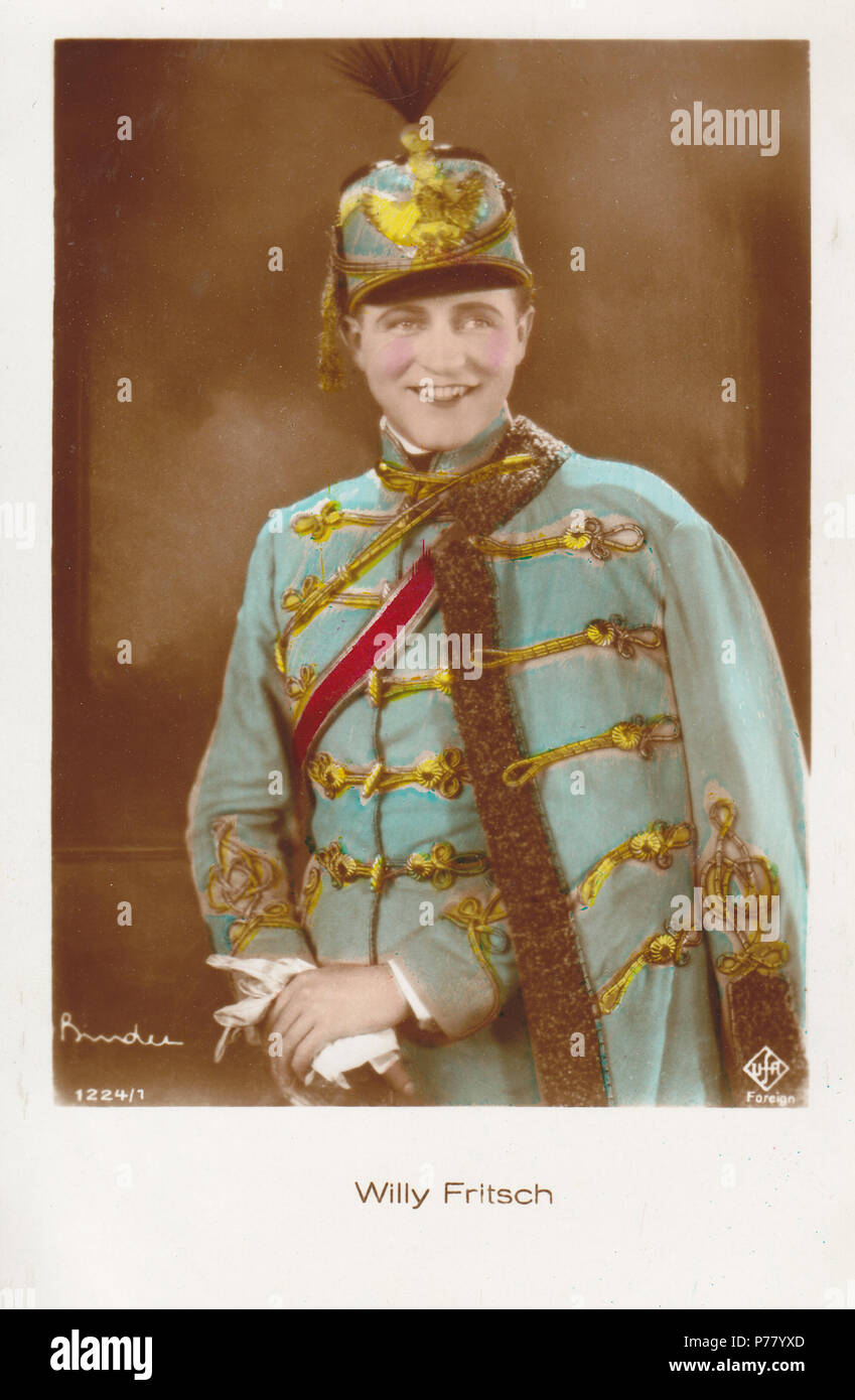 Inglese: Willy Fritsch (Teatro Tedesco e attore di cinema, 1901-1973). Colorata, 15 x 11 cm. Ross Verlag 1224/1 . 1920s 69 Willy Fritz - Alexander Binder - OCCHIO UFT280057 Foto Stock