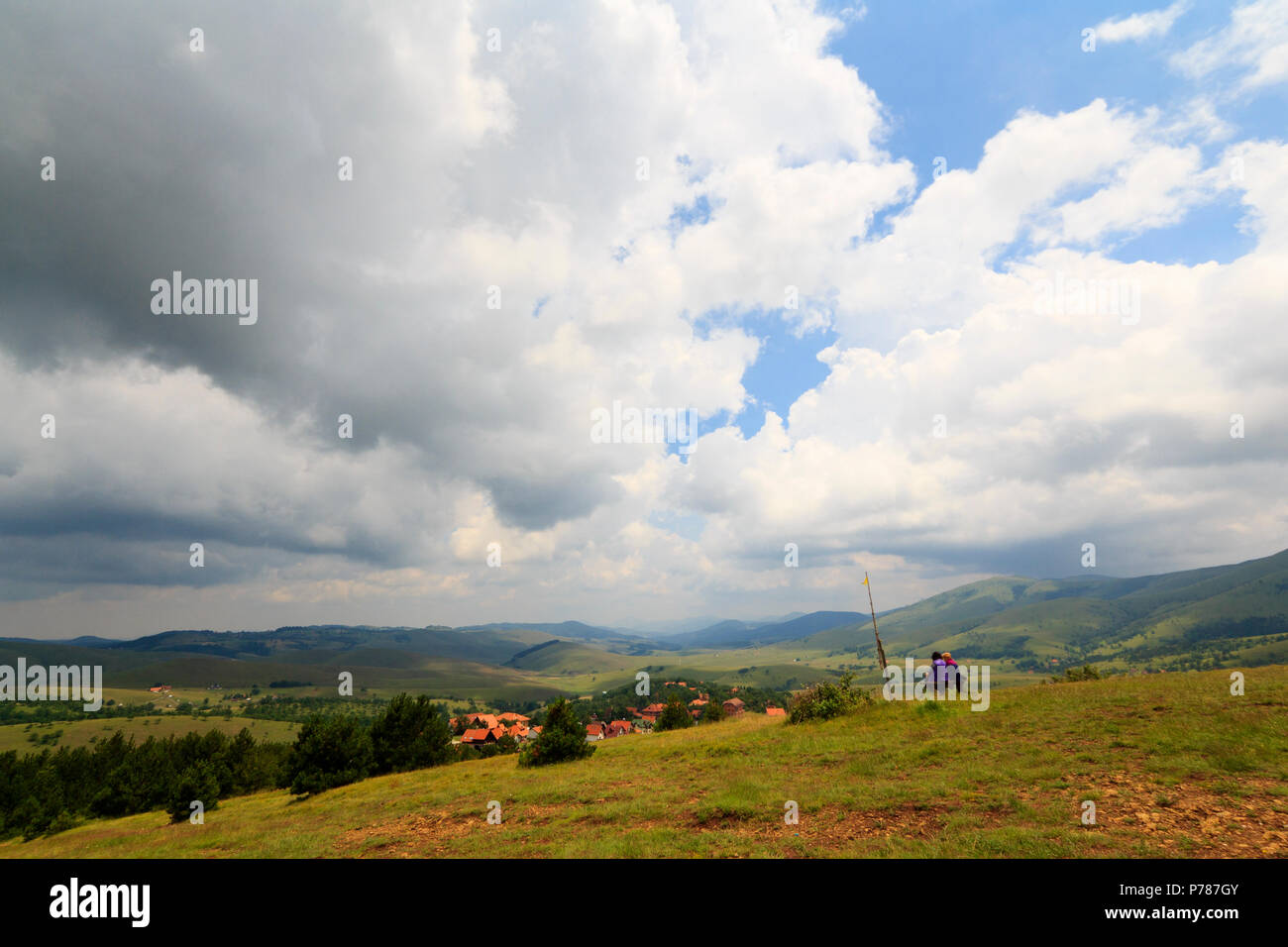 Mountain Zlatibor paesaggio con un cielo nuvoloso Foto Stock