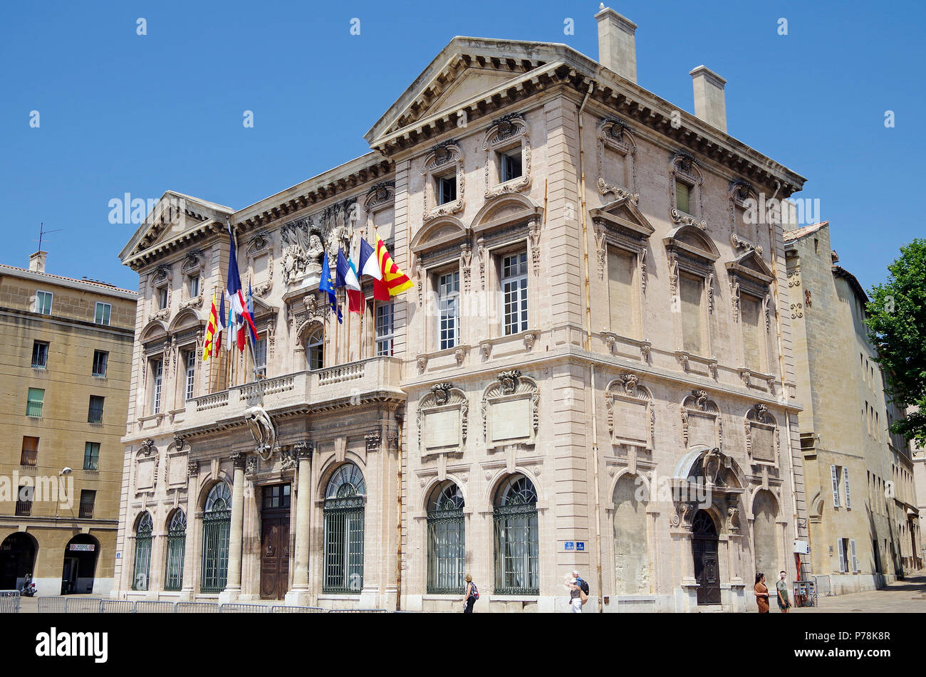 Marsiglia, il Municipio, l'Hotel de Ville, rivolta verso il Vieux Port, 1653-73 costruito in stile manierista Foto Stock