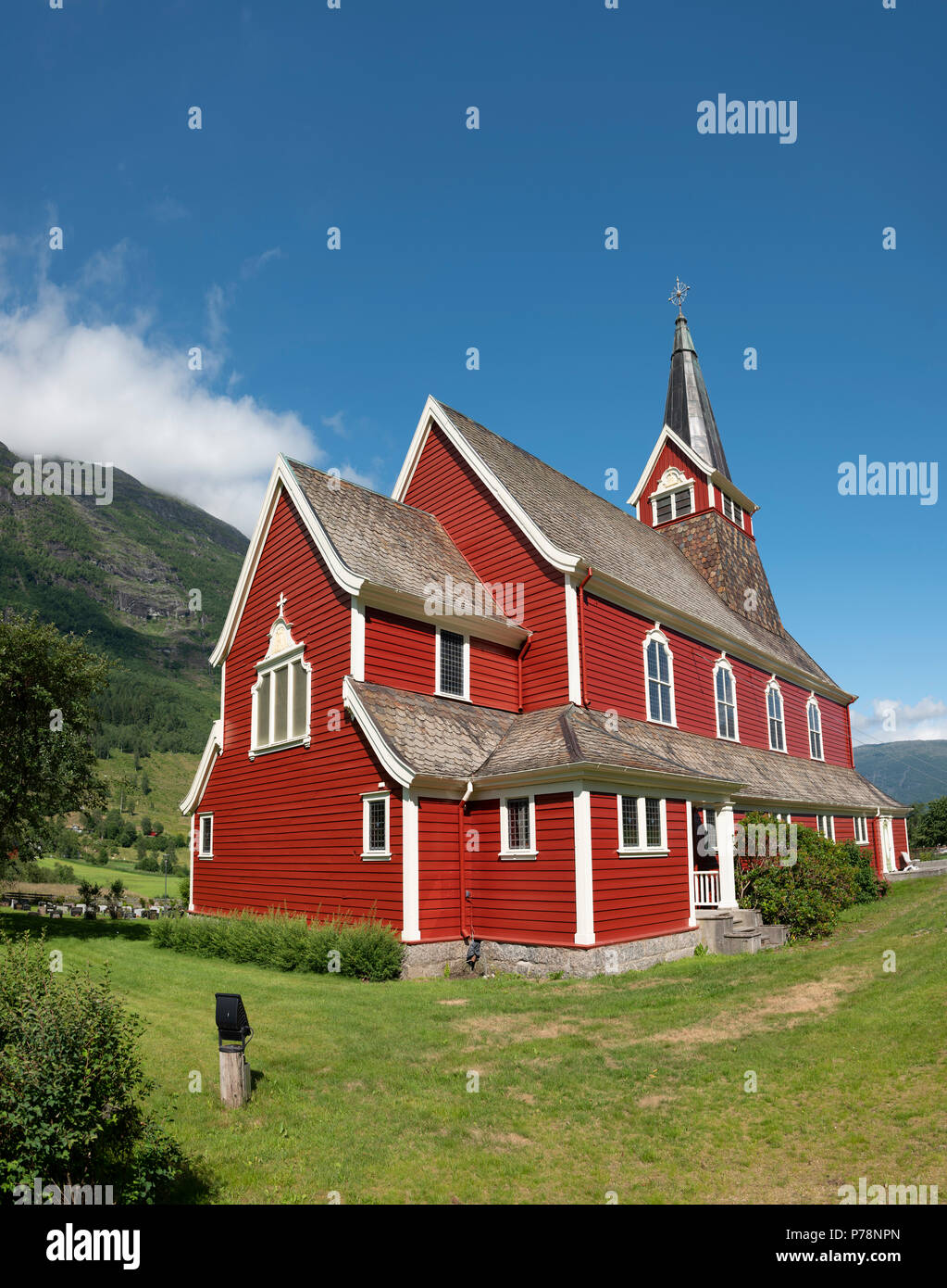 Ny Kirke (Chiesa Nuova), Olden, Oldedalen, Stryn, Nordfjorden, Sogn og Fjordane, Vestlandet, Norvegia e Scandinavia Foto Stock