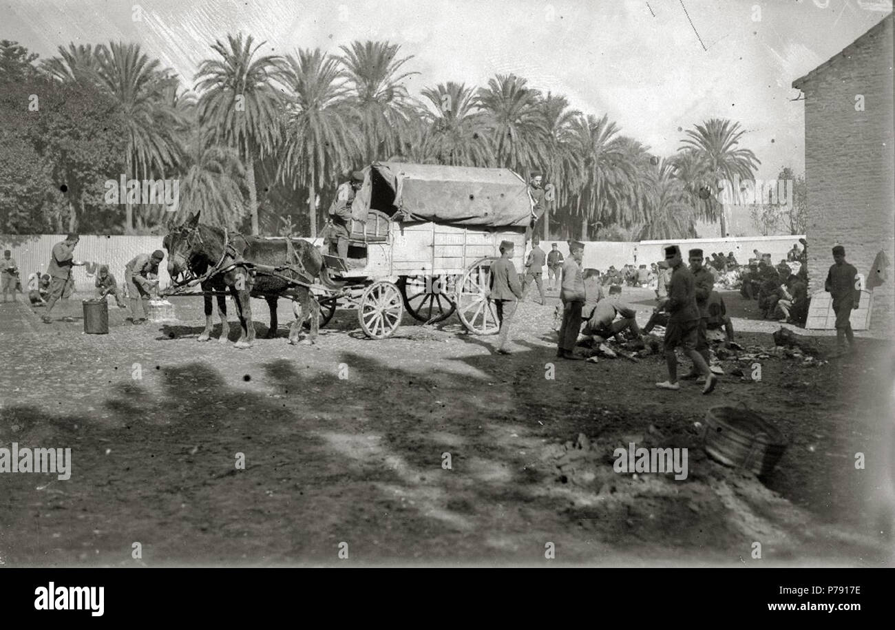 60 Tropas en la guerra de África (4 de 37) - Fondo Car-Kutxa Fototeka Foto Stock