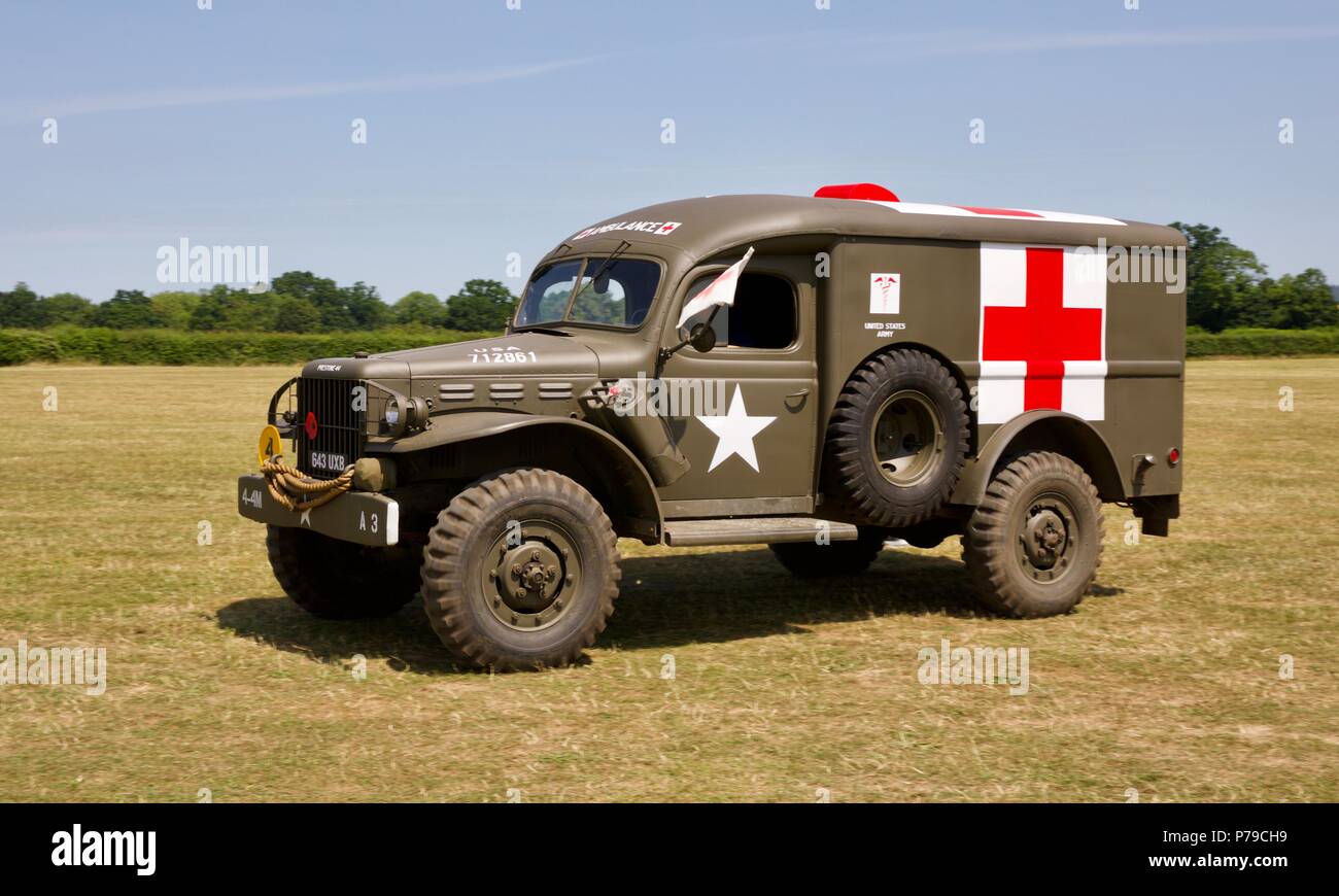 COBI 1942 Set Ambulanza Storica WC 54 - 293 Mattoncini, Compatibile Con Altri Mattoncini, Prodotto In UE