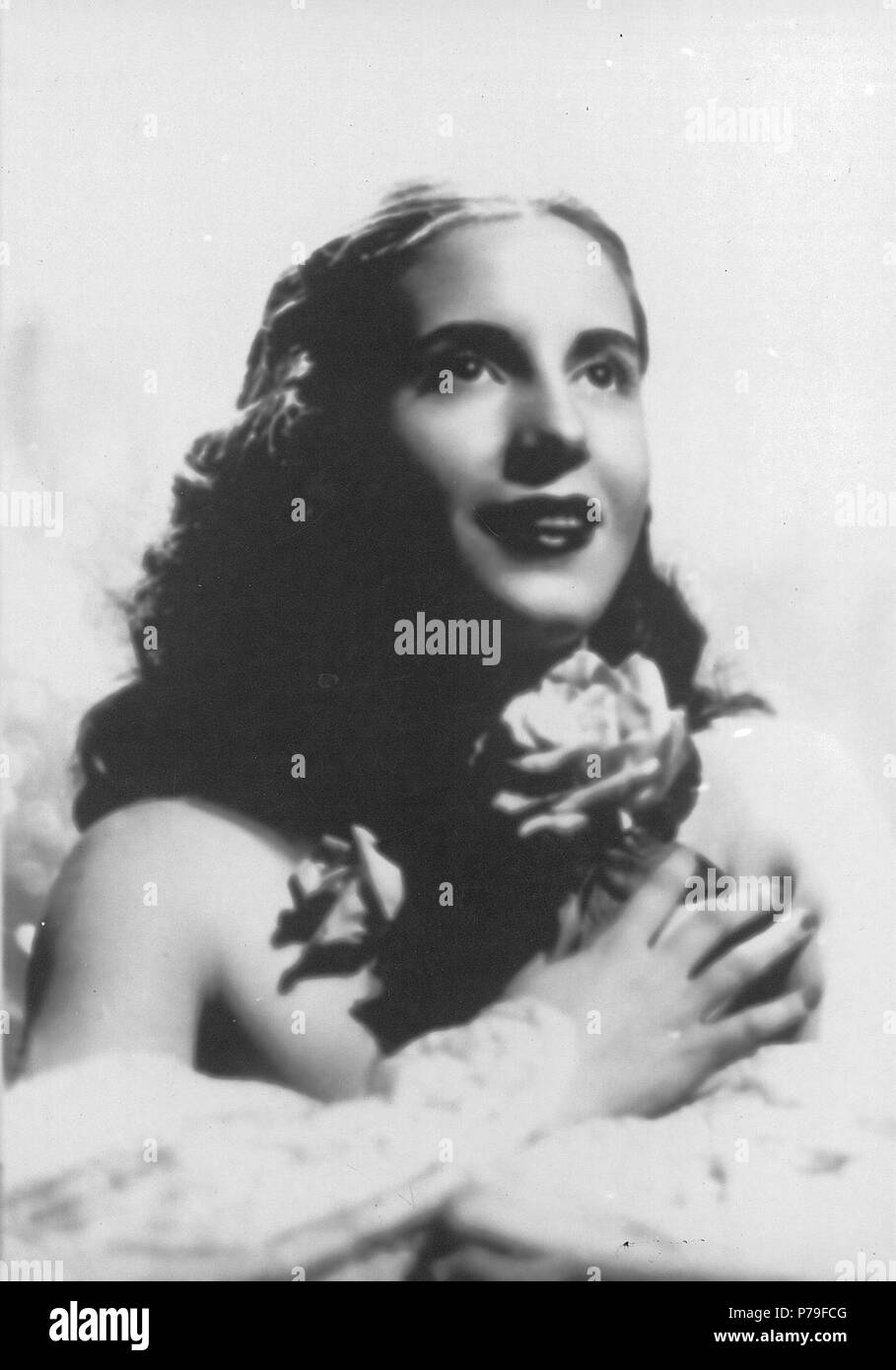 12 María Eva Duarte circa 1943 Foto Stock