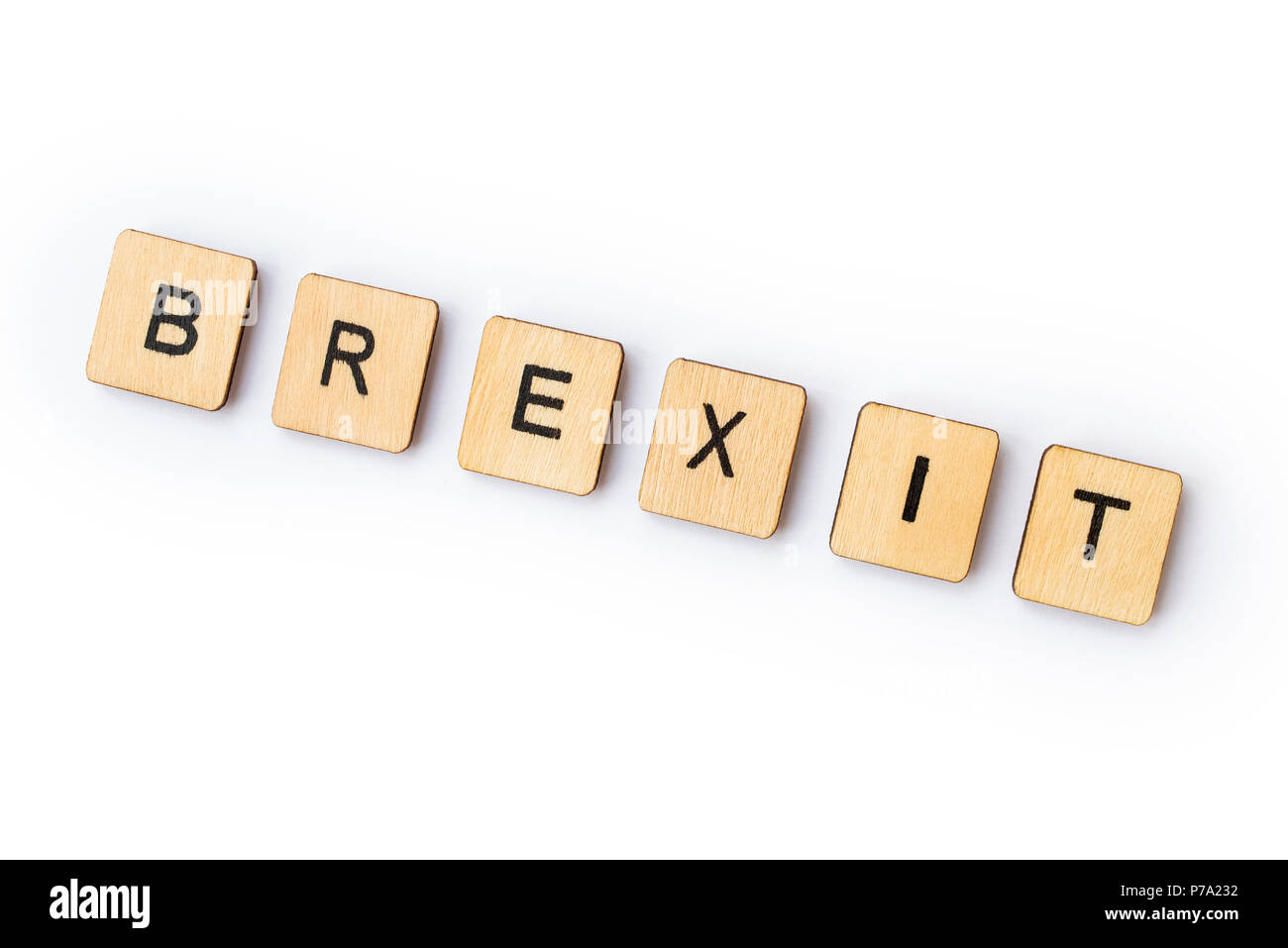 LONDON, Regno Unito - 28 giugno 2018: La parola BREXIT precisato con lettera in legno piastrelle Scrabble, il 28 giugno 2018. Foto Stock