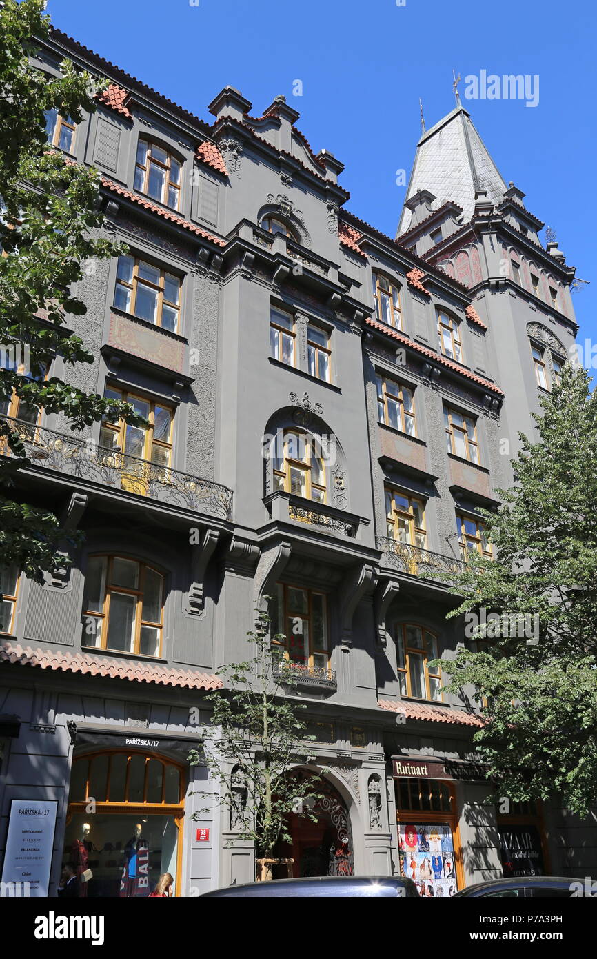 Art Nouveau appartamento edificio a Pařížská 17, Josefov (quartiere ebraico), Praga Cechia (Repubblica Ceca), Europa Foto Stock