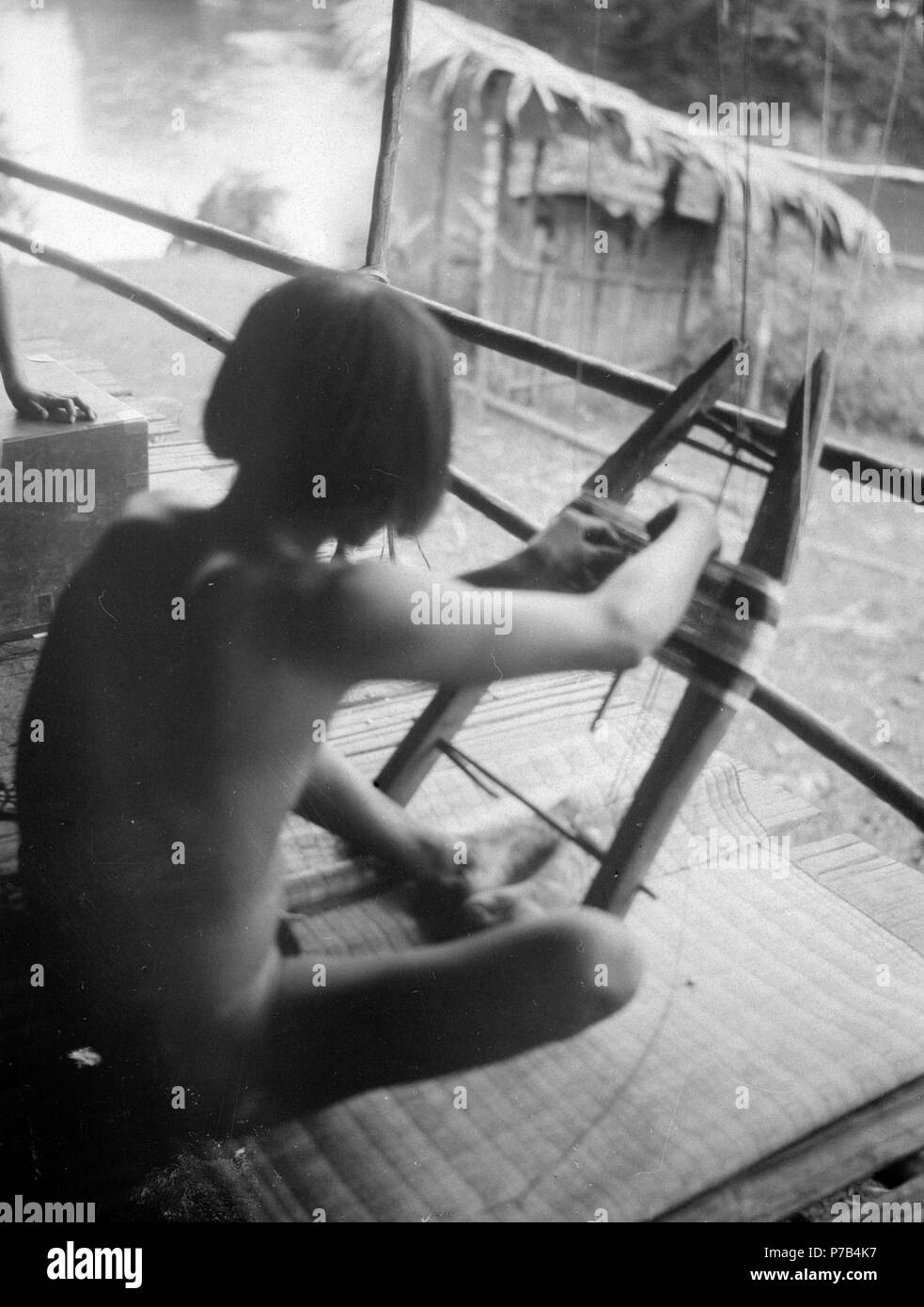 143 tillverkar indiano gördel glaspärlor av på ställning, (finlandesi mi samling på museet) - SMVK - 004011 Foto Stock