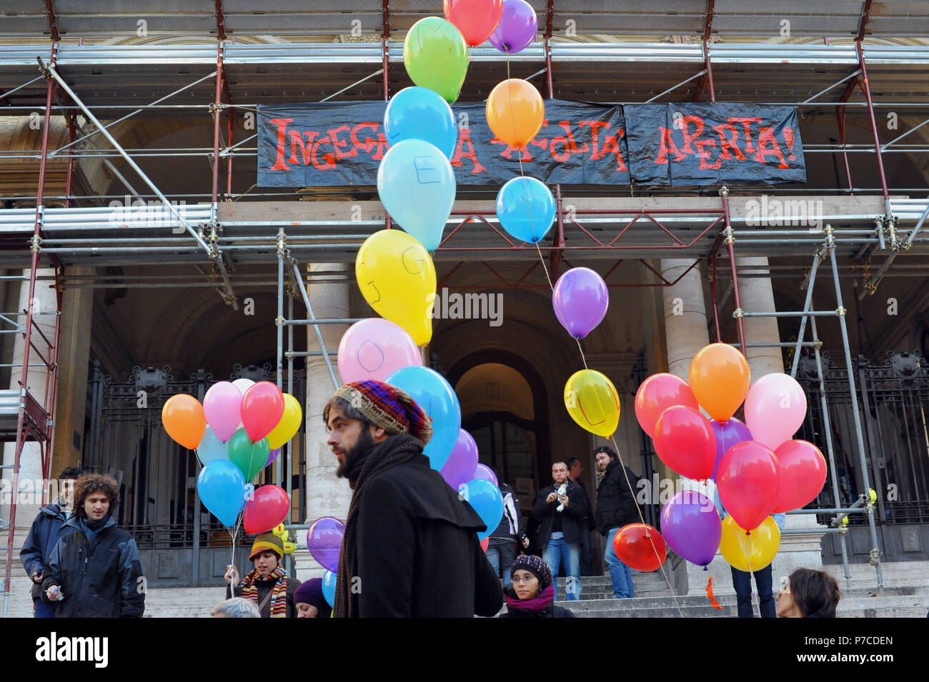 Roma. Gli studenti protestano contro il governo taglia. Facoltà di Ingegneria, 'Sapienza Università degli Studi. L'Italia. Foto Stock