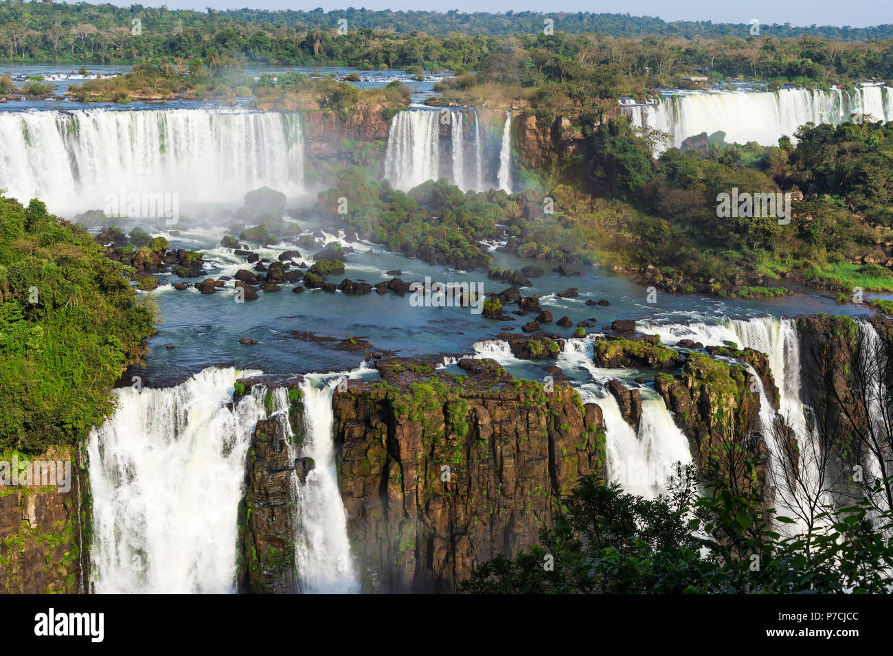 Vista delle Cascate di Iguassù dal lato Brasiliano, Sito Patrimonio Mondiale dell'Unesco, di Foz do Iguacu, Stato di Parana, Brasile Foto Stock