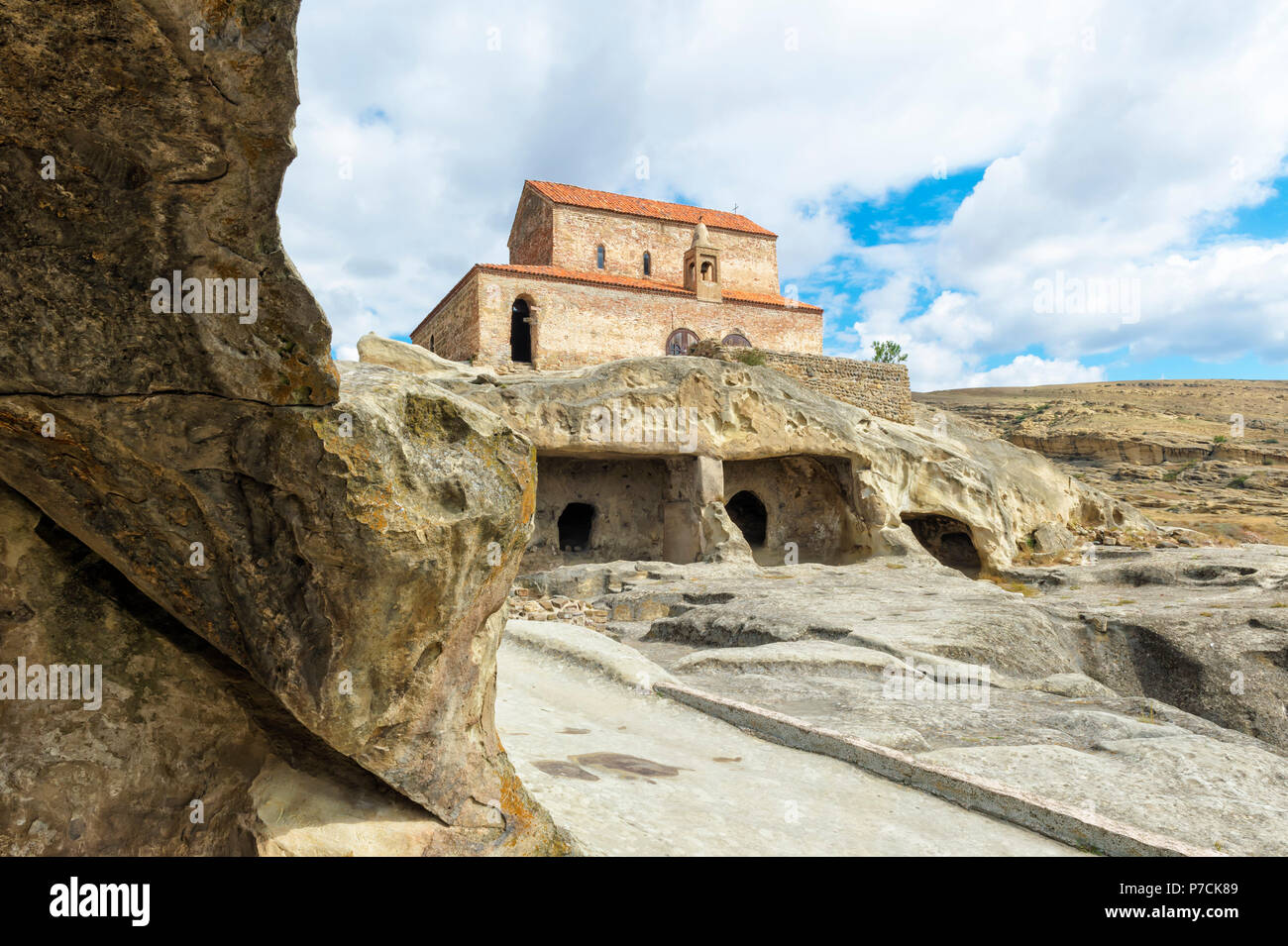 Decimo secolo Christian principe della Basilica si affaccia Uplistsikhe grotta città fortezza di Signore, Gori, Shida Kartli distretto, Georgia Foto Stock