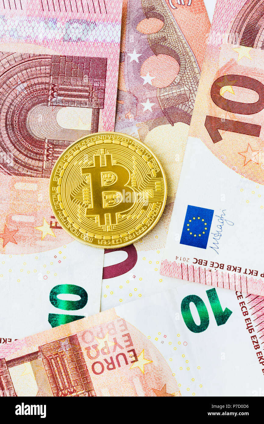 Un Bitcoin Cryptocurrency Bit digitale medaglia BTC valuta la tecnologia Internet Business concetto. Foto Stock