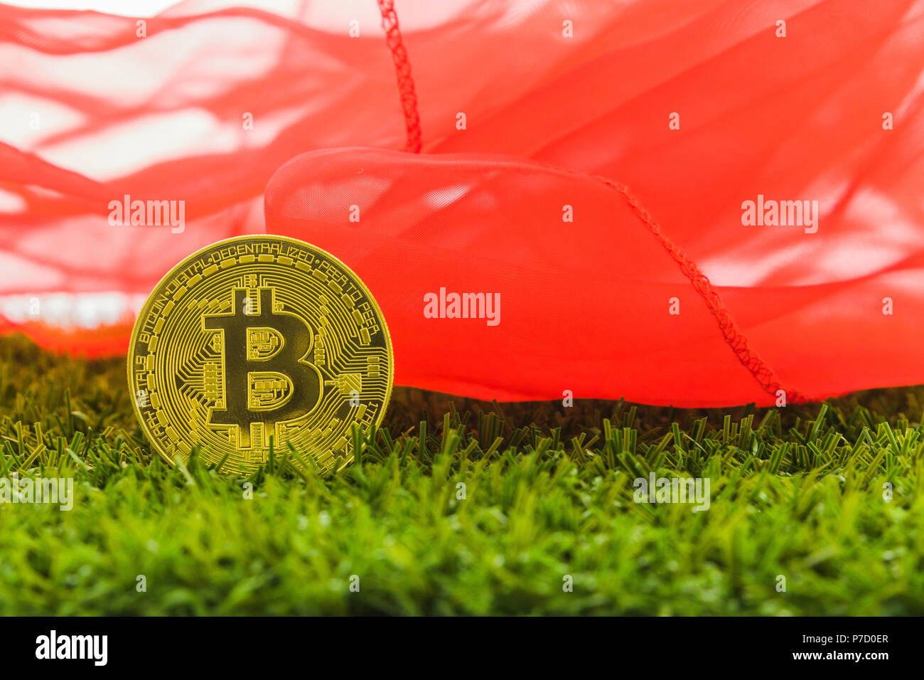 Un Bitcoin Cryptocurrency Bit digitale medaglia BTC valuta la tecnologia Internet Business concetto. Foto Stock