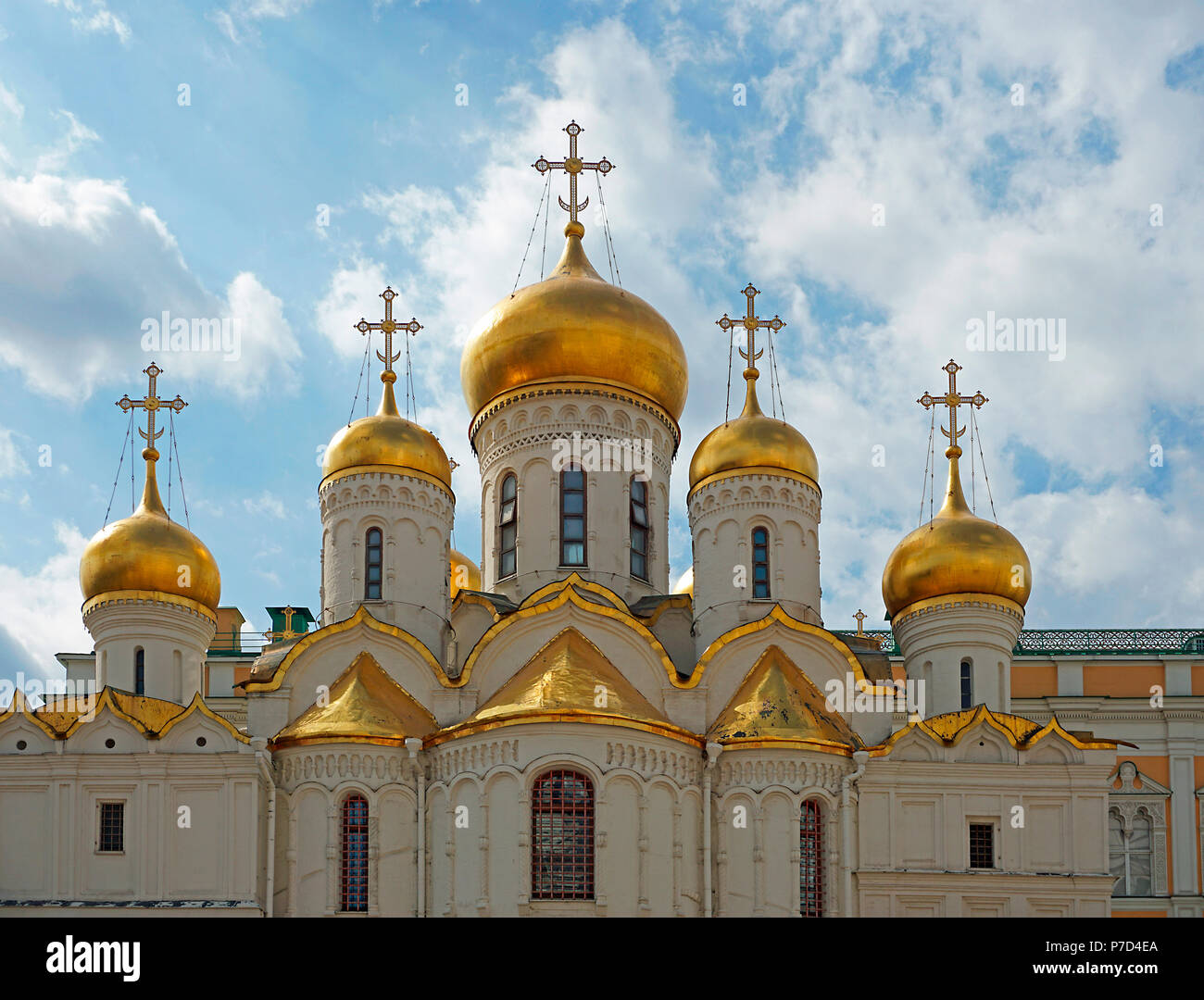 Le cupole della cattedrale dell'Annunciazione, il Cremlino di Mosca, Russia Foto Stock