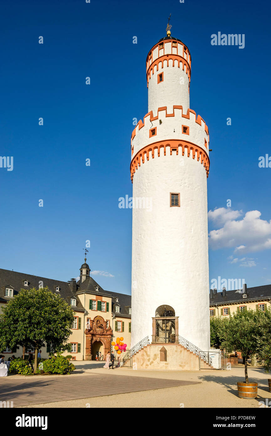 Mastio medievale, Torre Bianca, cortile, Landgrave il castello di Bad Homburg vor der Höhe, Hesse, Germania Foto Stock