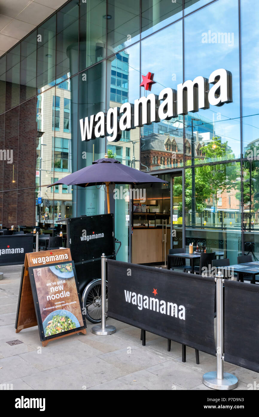 Parte anteriore di un ramo di Wagamama nel centro di Manchester, Regno Unito Foto Stock