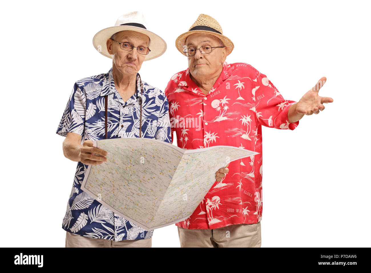 Perso anziani turisti con una mappa isolati su sfondo bianco Foto Stock