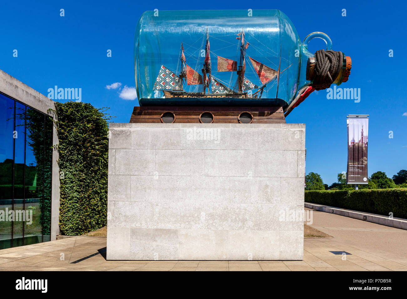 Yinka Shonibare la nave in una bottiglia, musei reali, Greenwich, London, Regno Unito Foto Stock