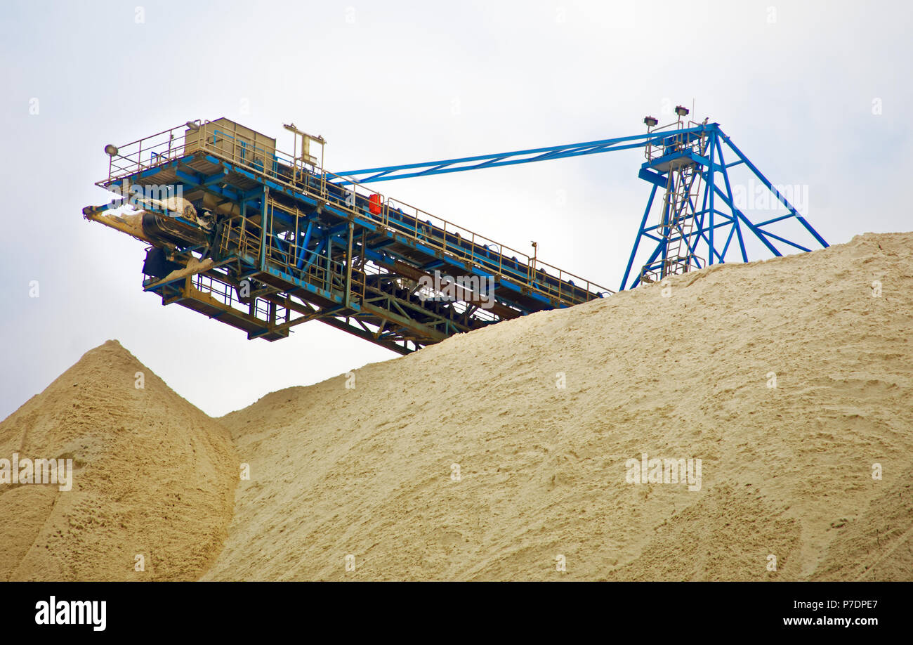 Parte superiore di ammassare 2 della miniera di potassio nei pressi di Zielitz, Sassonia-Anhalt, Germania orientale, ingrandita Foto Stock