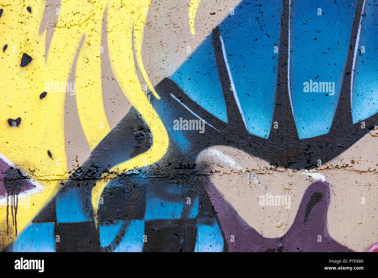 MINSK, Bielorussia - 13 Aprile 2018: parte di astratta street art disegno. arte contemporanea sullo sfondo Foto Stock