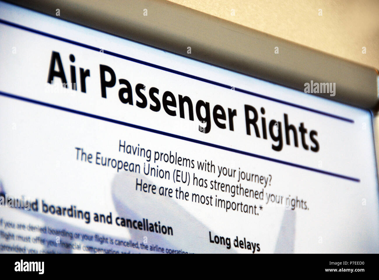 I diritti dei passeggeri del trasporto aereo poster visto presso l'aeroporto di Doncaster Sheffield, precedentemente denominato l'Aeroporto Robin Hood Doncaster Sheffield, Foto Stock