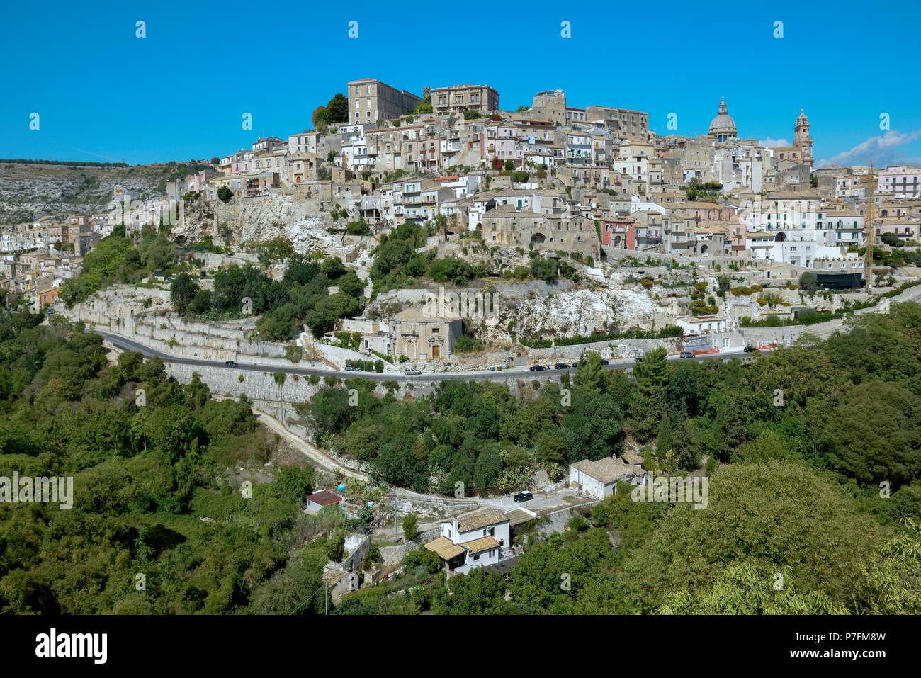 Vista di Ragusa-Ibla, Provincia di Ragusa, Sicilia, Italia Foto Stock