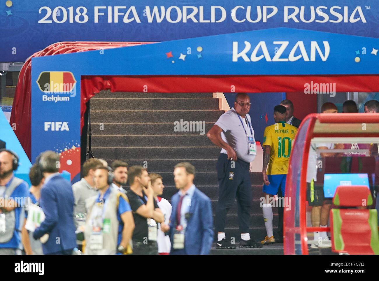 Belgio - Brasil, calcio, Kazan, luglio 06, 2018, Neymar reggiseno 10 triste, deluso, arrabbiato, emozioni, delusione e frustrazione, frustrato tristezza, disperato, disperazione, Belgio - BRASILE FIFA WORLD CUP 2018 RUSSIA, best di 8, stagione 2018/2019, luglio 06, 2018 Stadium di Kazan, la Russia. © Peter Schatz / Alamy Live News Foto Stock