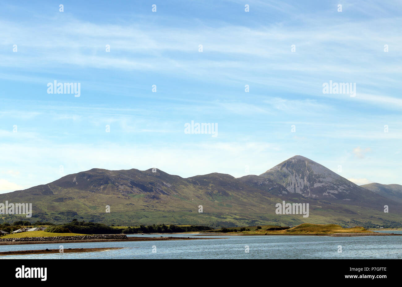 San Patrizio, è detto di avere completato un quaranta giorni rituale quaresimale del digiuno e della penitenza qui. Leggenda anche la ha che Croagh Patrick è il mount fro Foto Stock