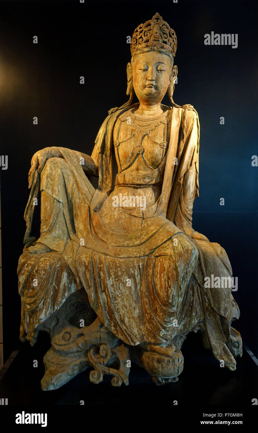 Inglese: Guanyin, Cina, XII e il XIII secolo, legno con pigmenti policromi - Museo dell'Arte di Hong Kong, Hong Kong. Questa illustrazione è in quanto l'artista morì più di 70 anni fa. Nota : Sebbene il museo non consentivano la fotografia della maggior parte degli elementi del museo, è esplicitamente consentito la fotografia di questo particolare oggetto (sia nella segnaletica e quando ho chiesto un guard). Quindi non vi sono restrizioni in materia di uso di questa immagine. 26 luglio 2014, 22:40:31 176 Guanyin, Cina, XII e il XIII secolo, legno con pigmenti policromi - Museo dell'Arte di Hong Kong - DSC00689 Foto Stock