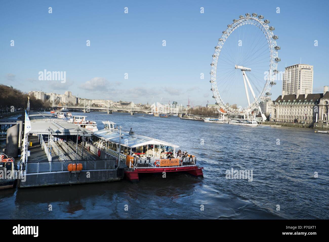 Noria de Londres. London Eye y río Támesis. Foto Stock