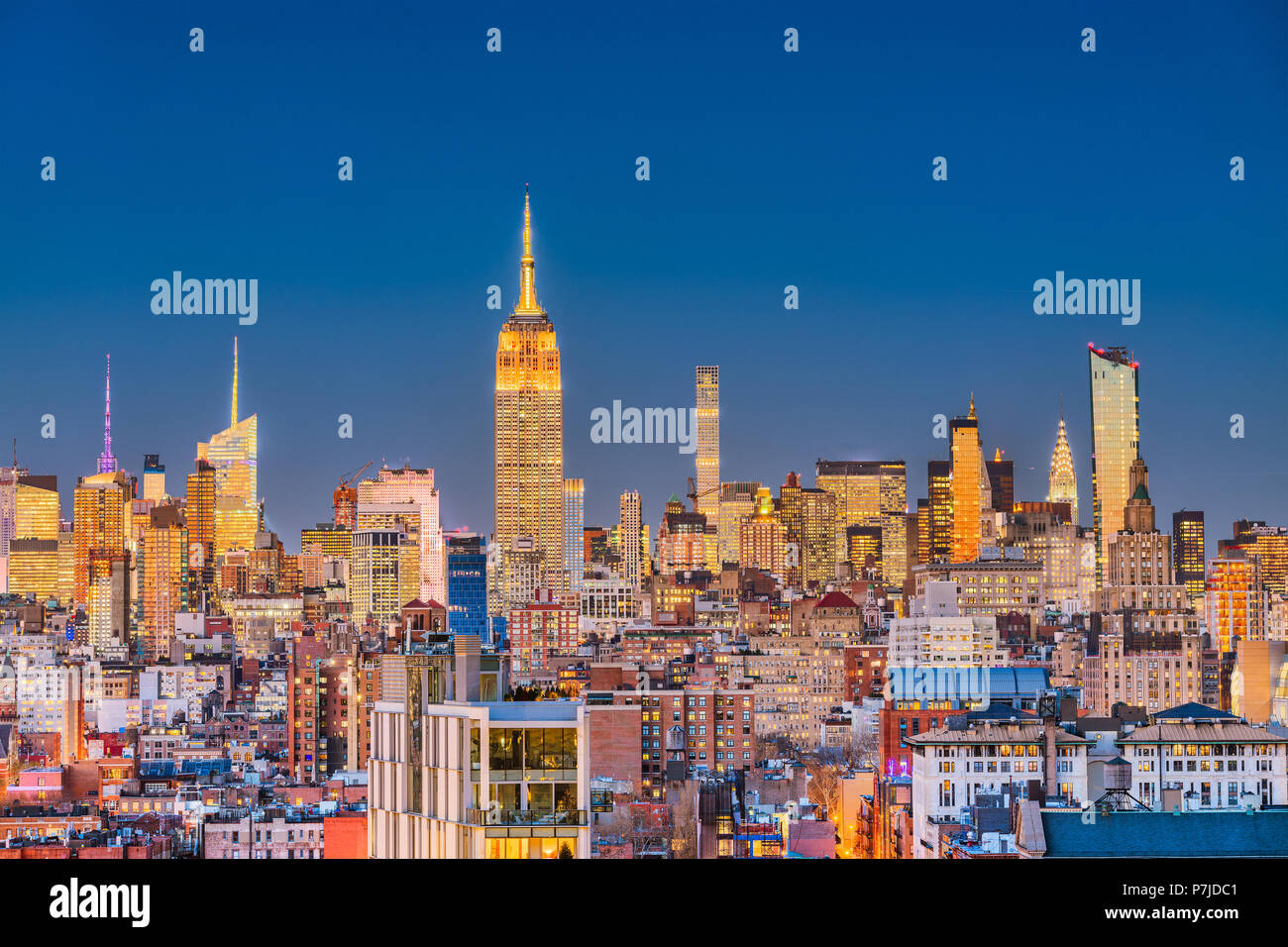 New York, New York, Stati Uniti d'America cityscape di Manhattan al crepuscolo. Foto Stock