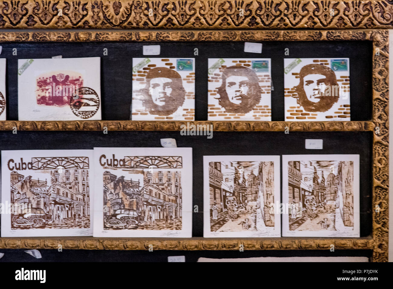 Il Museo della Rivoluzione si trova a La Havana vecchia sezione di Cuba. Il museo è ospitato in quello che era il palazzo presidenziale. Foto Stock