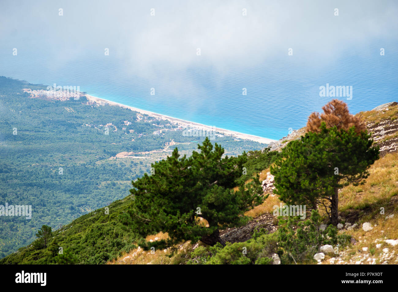Ionio Mare mediterraneo paesaggio della costa del Sud Albania vista dalla cima di Llogora mountain national park Foto Stock