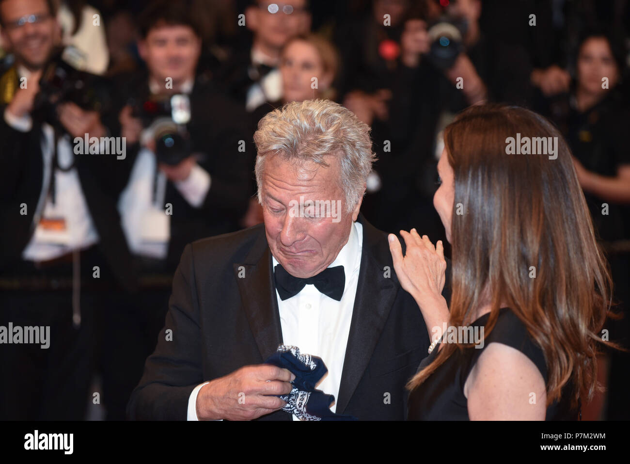21 maggio 2017 - Cannes, Francia: Dustin Hoffman e sua moglie Lisa Hoffman assistere "l'Meyerowitz storie 'premiere durante il settantesimo Cannes film festival. Dustin Hoffman et Lisa Hoffman Lors du 70eme Festival de Cannes. *** La Francia / NESSUNA VENDITA A MEDIA FRANCESI *** Foto Stock