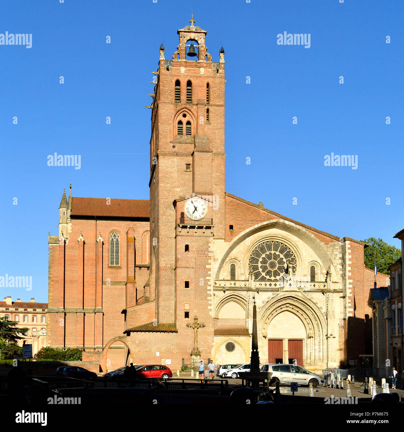 Francia, Haute Garonne, Toulouse, Place Saint Etienne, la Cattedrale di Saint Etienne Foto Stock