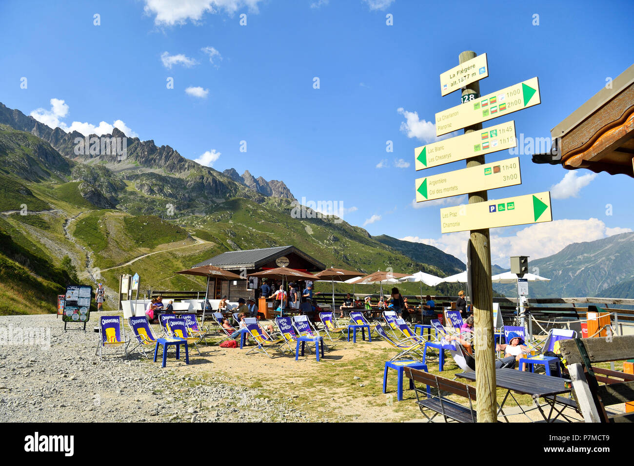 Francia, Haute Savoie, Chamonix Mont Blanc, La Flegere cavo auto stazione (1877 m) Foto Stock