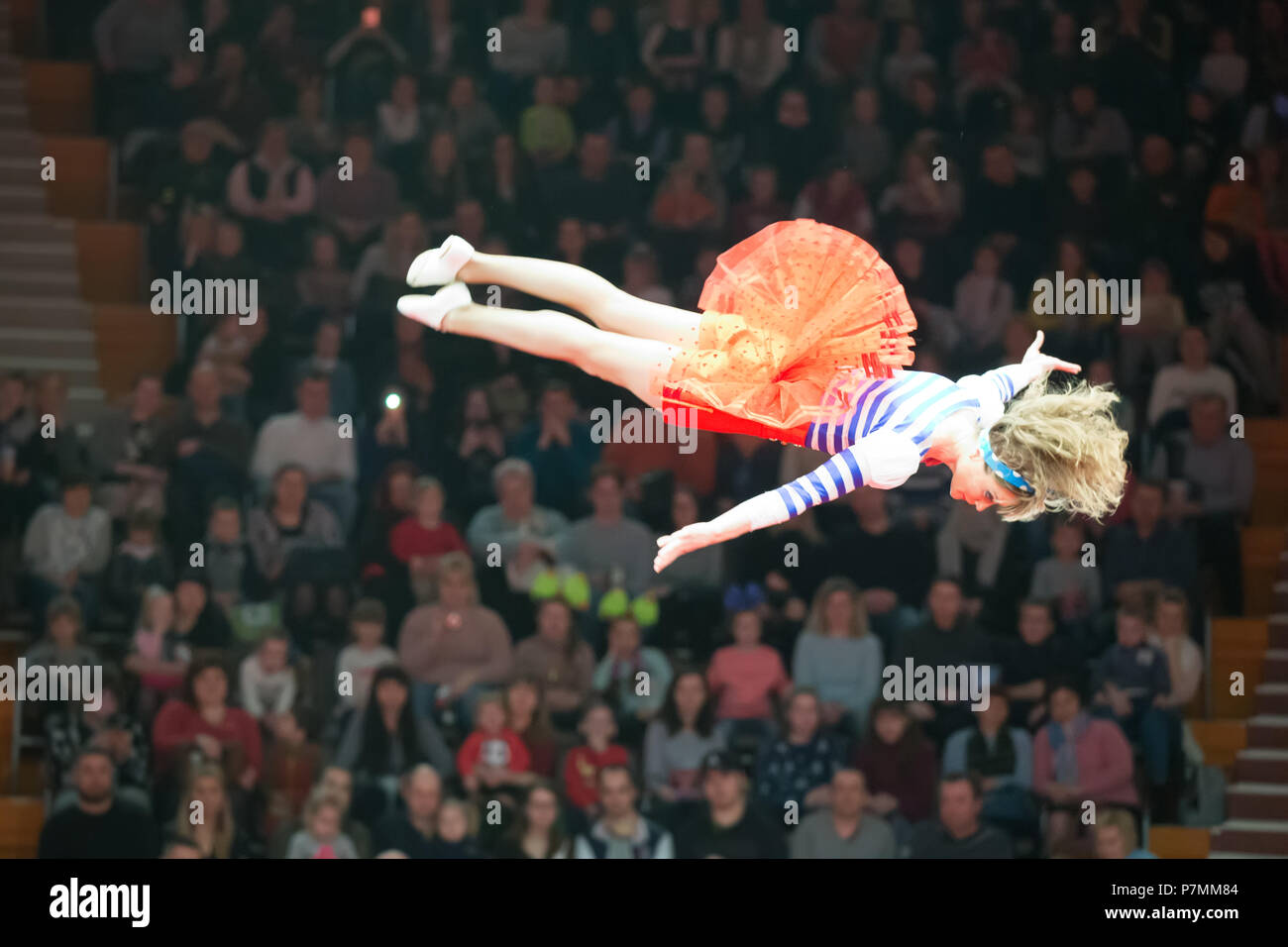 La Bielorussia, Gomel, Aprile 1, 2018. Stato di Gomel Circus. La prestazione del team della mosca circus Nikulin. Foto Stock