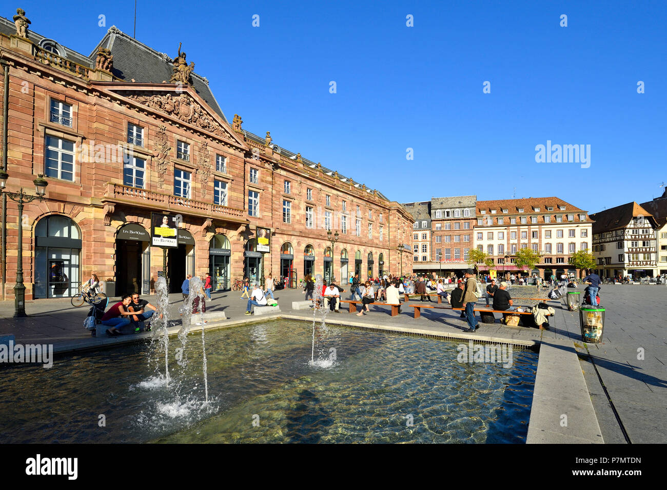Francia, Bas Rhin, Strasburgo, città vecchia elencati come patrimonio mondiale dall' UNESCO, Place Kleber, il Aubette Foto Stock