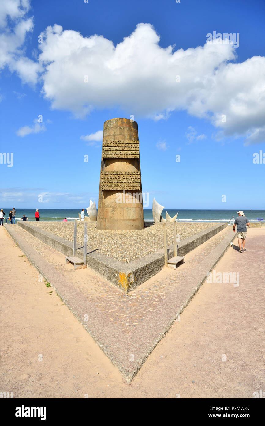 Francia, Calvados, cote de Nacre, la spiaggia di Omaha, monumento dedicato alle forze alleate durante lo sbarco in Normandia del 6 giugno 1944 Foto Stock