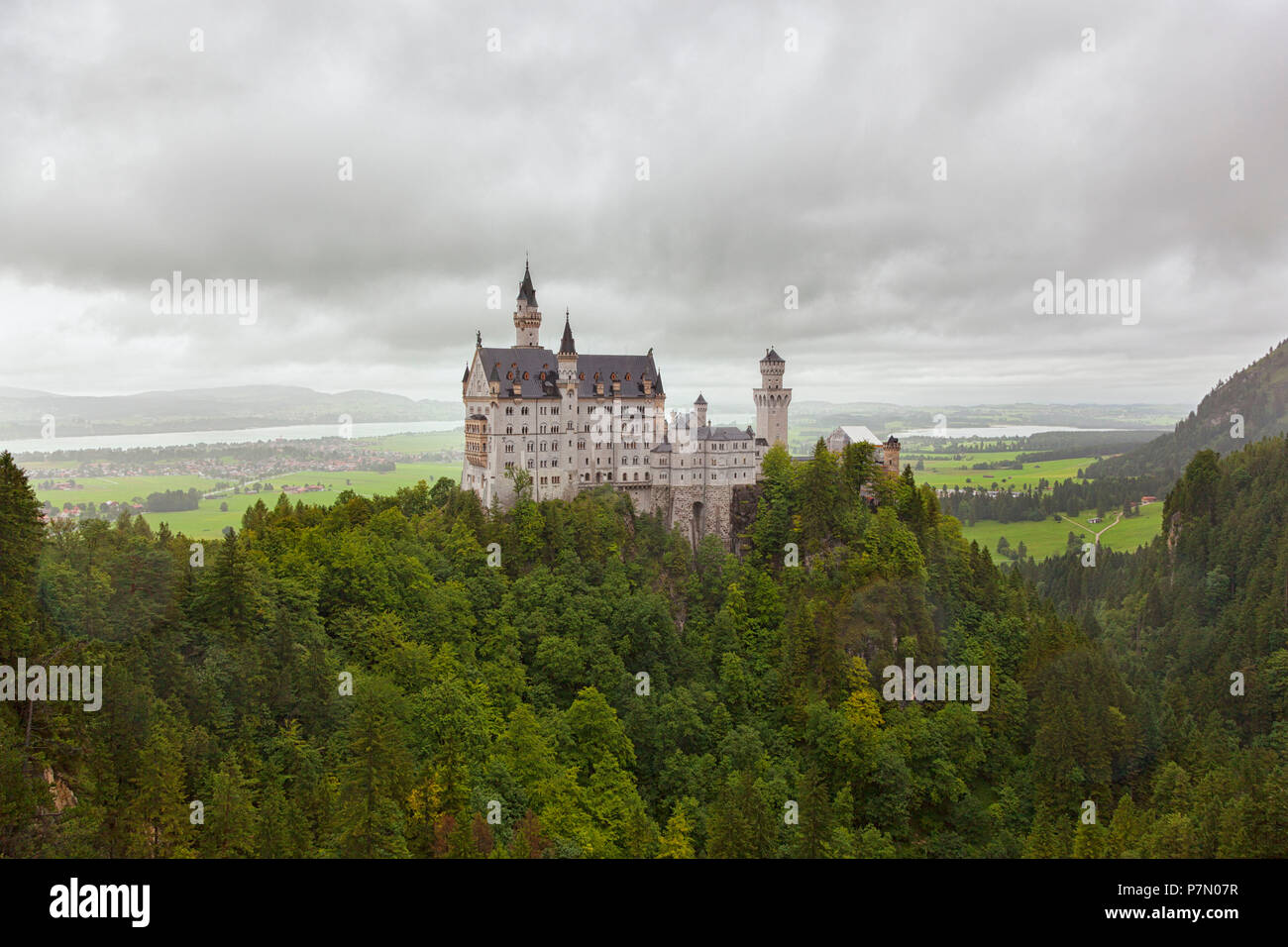 Il Castello di Neuschwanstein, Schwangau, Ostallgäu, Schwaben district, Baviera, Germania, Europa Foto Stock