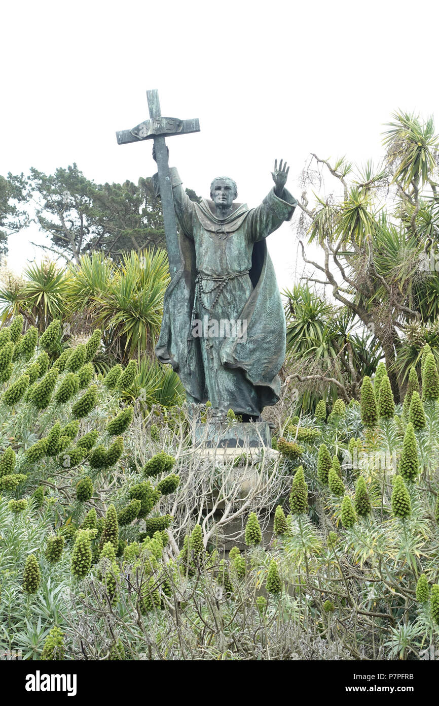 Inglese: Padre Junipero Serra da Douglas Tilden (1860-1935) - Golden Gate Park di San Francisco, California, Stati Uniti d'America. Questa illustrazione è in quanto l'artista morì più di 70 anni fa. 24 maggio 2015, 18:00:11 157 Padre Junipero Serra da Douglas Tilden - Golden Gate Park di San Francisco, CA - DSC05325 Foto Stock