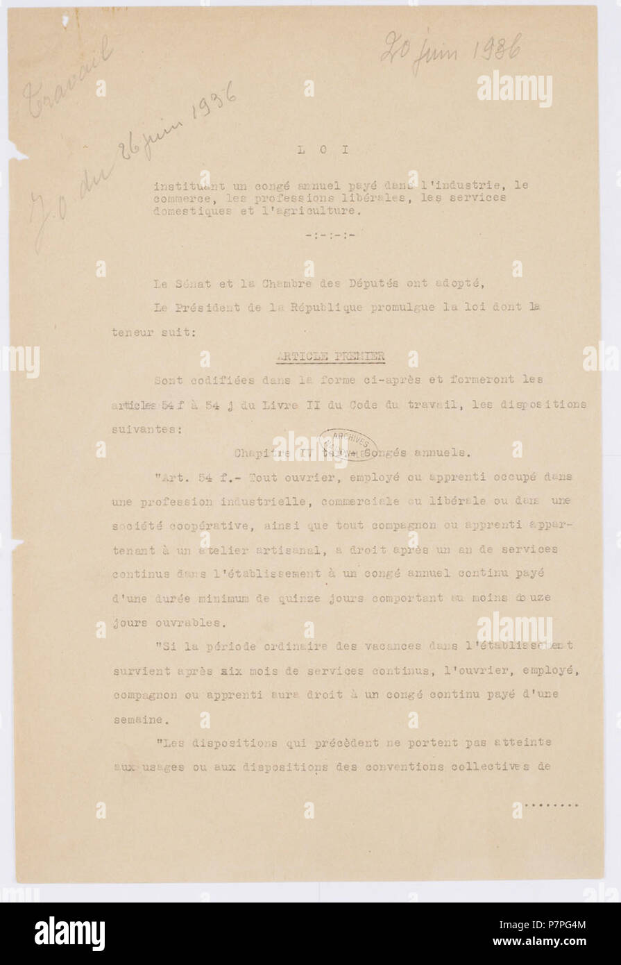 Français : loi du 20 juin 1936 instituant onu congé payé annuel dans l'industrie, le commerce, les professioni libérales, Les services domestiques et l'agricoltura. La loi a été insérée au Journal officiel du 26 juin 1936. Signé par le Président de la République, Albert Lebrun, le président du Conseil, Léon Blum, le ministre du travail, Jean Lebas, le guardasigilli, ministre de la giustizia, Marc Rucart, le ministre de l'économie nationale, Charles Spinasse, le ministre de l'agriculture, Georges Monnet. Pagina 2. 20 Giugno 1936 249 loi du 20 juin 1936, p2 Foto Stock
