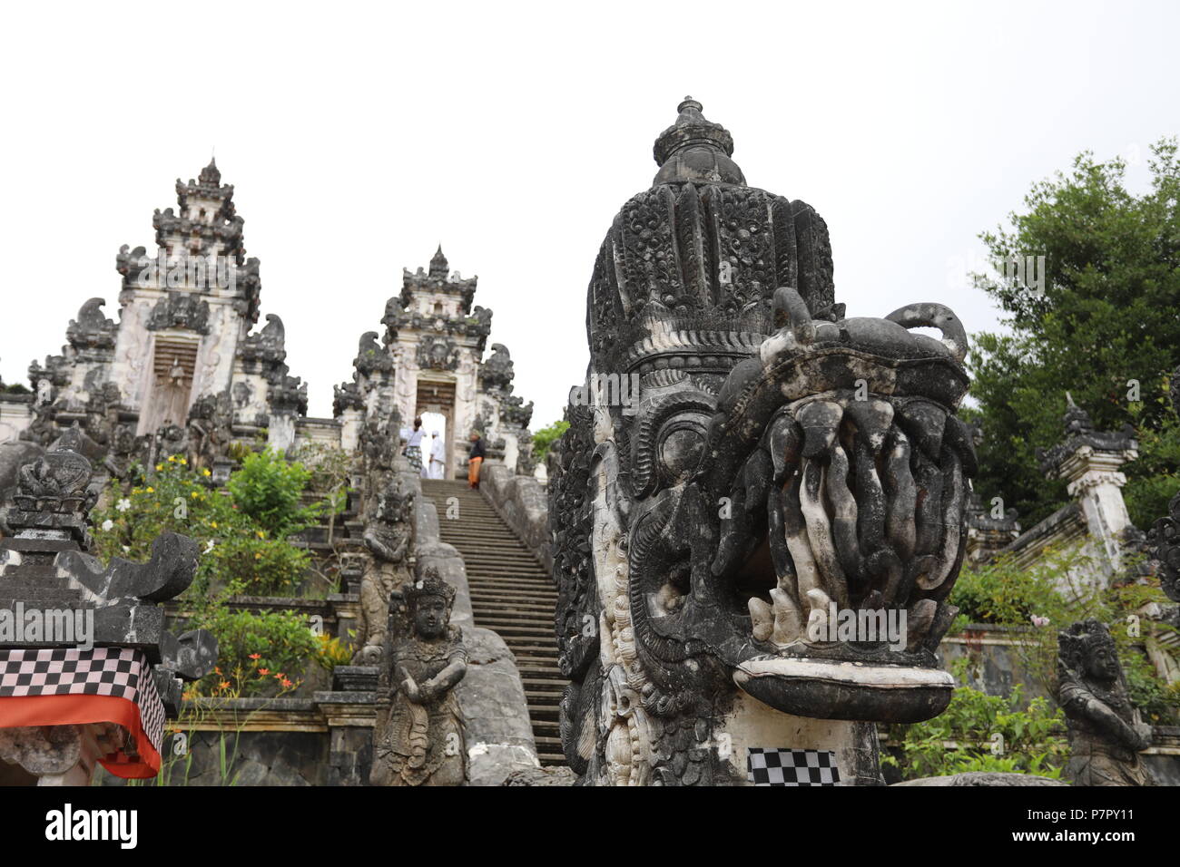 Amlapura, Indonesia - 5 Luglio 2018: Vista del tempio di Lempuyang Luhur nella parte est di Bali, Indonesia Foto Stock