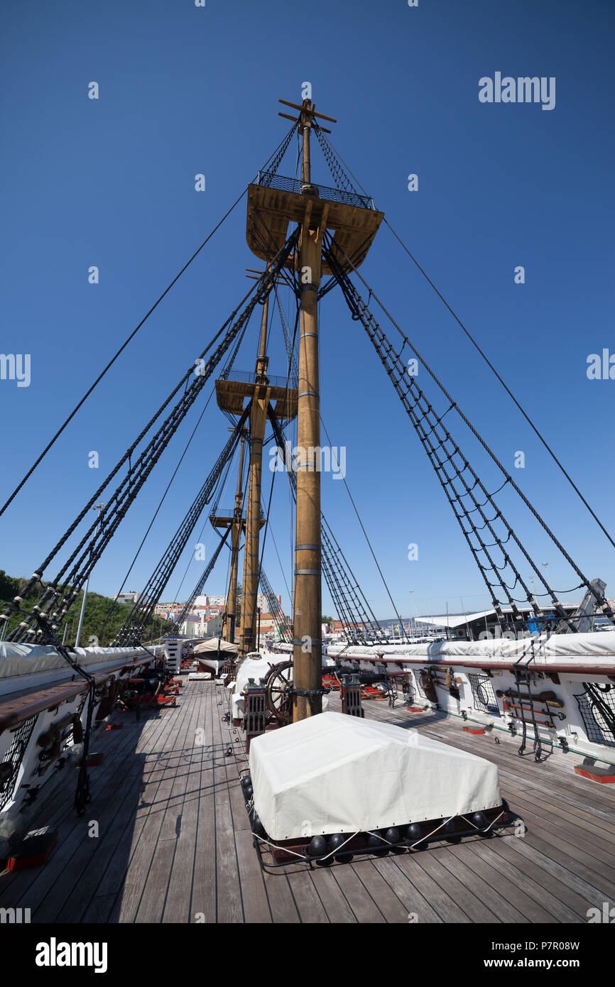 Fragata D. Fernando II e Gloria fregata della marina portoghese di Cacilhas, Almada, Portogallo, xix secolo vela museo warship Foto Stock